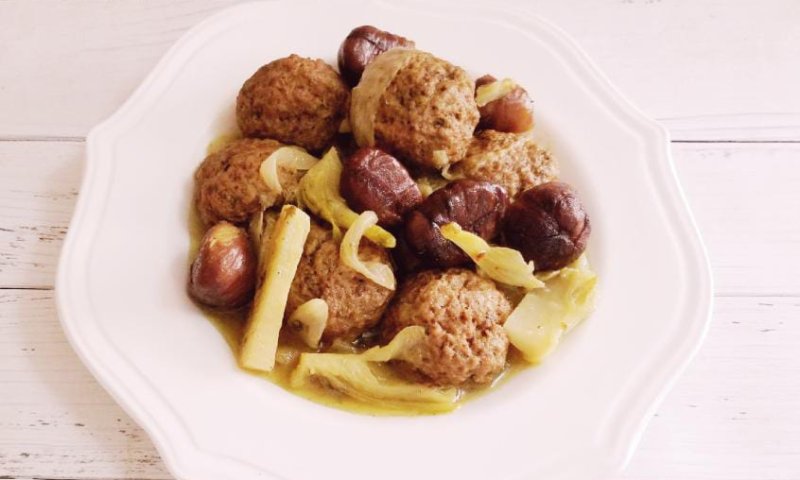 מבשלים חג: קציצות עם ערמונים ושומר/ מירב מלכה