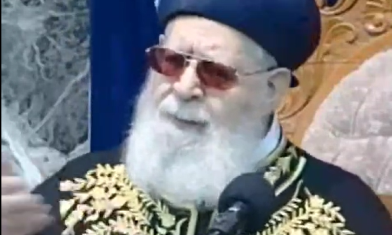 איך לעורר את רחמי הקב"ה לקראת הדין? העצה של מרן הרב עובדיה יוסף זצוק"ל