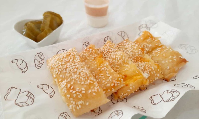בורקסים גבינה שיחטפו מהתבנית/ לירז טרבלסי