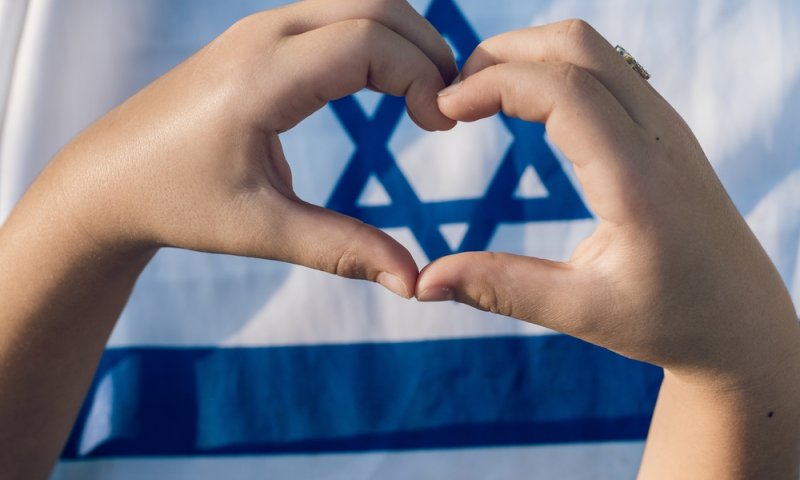 פרידה מהירש גולדברג-פולין, מלב של אמא, מלב של מליונים | סיון רהב-מאיר