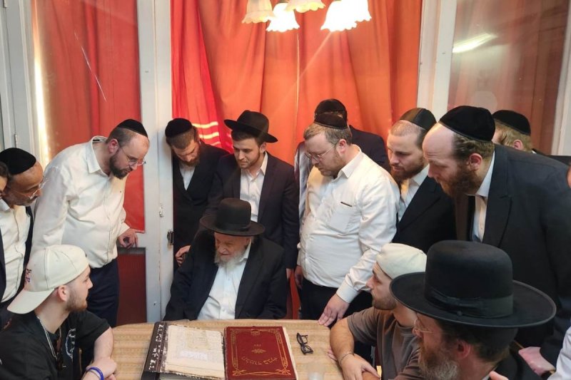 שוקי לרר