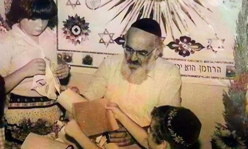 סוכת שלום | דסי זייבלד
