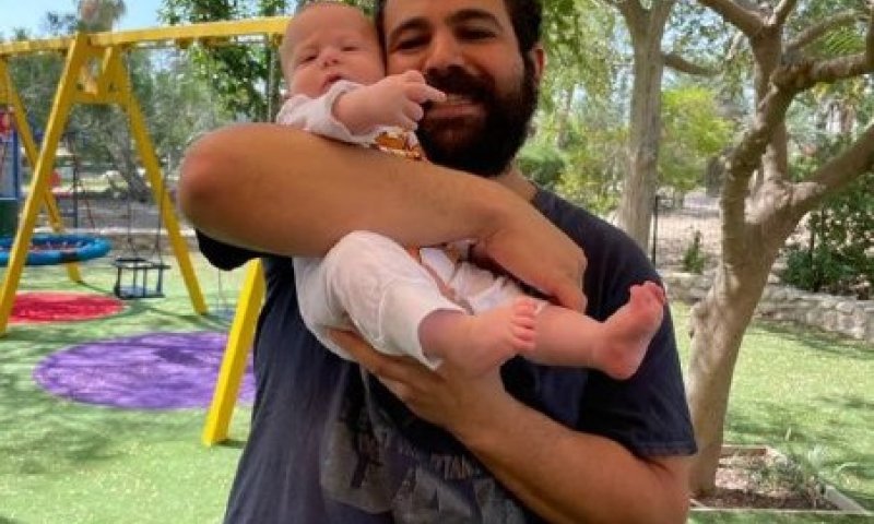 מרטיט: ירדן ביבס מציין יום הולדת 3 לבנו כפיר הי"ד