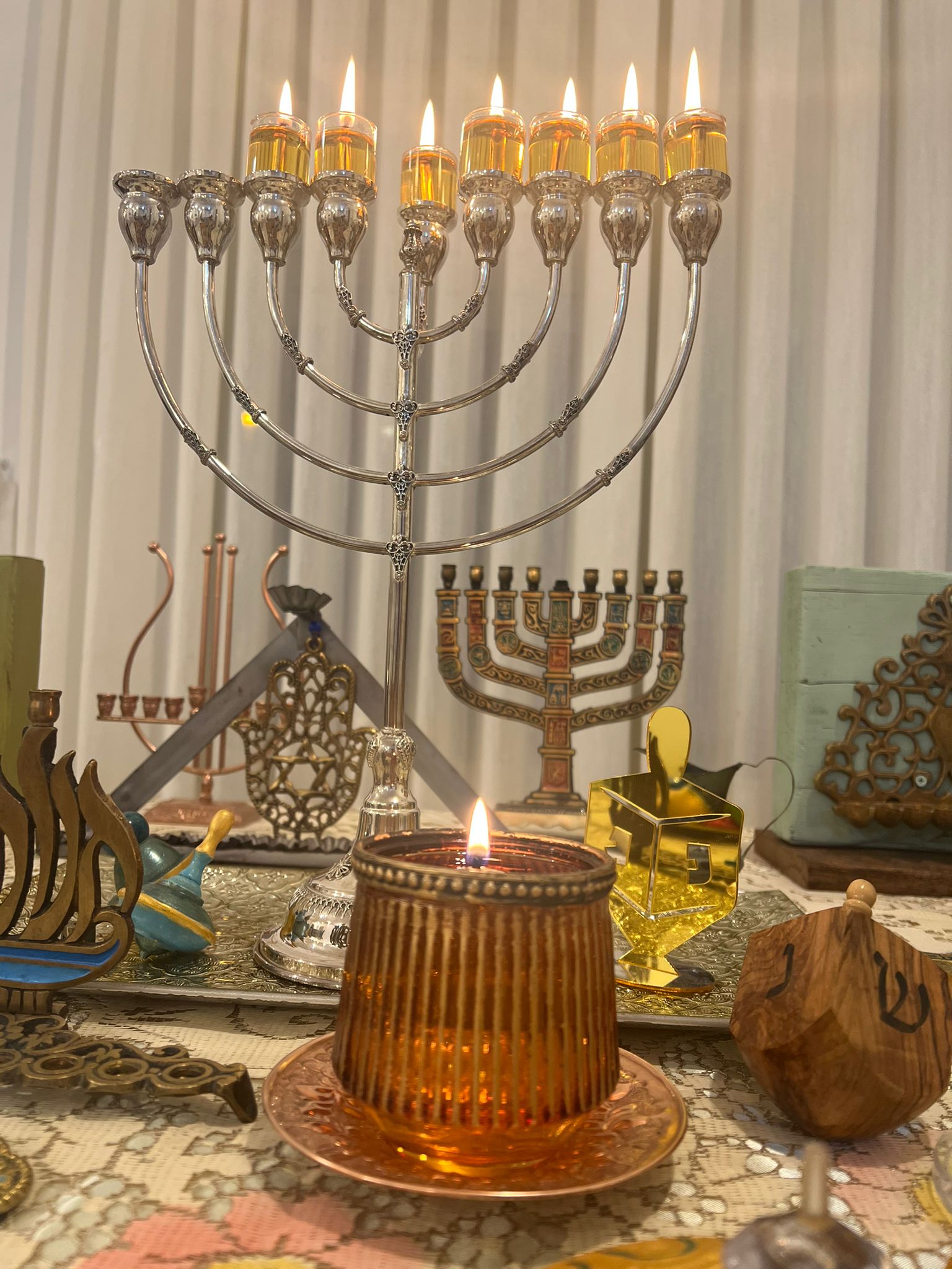 ציפי והמשפחה