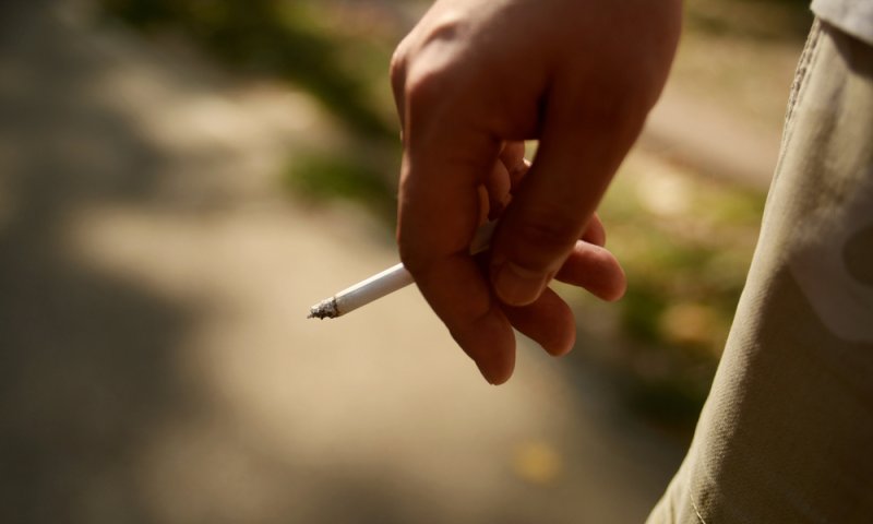 הסיגריה הראשונה של פורים 🚭 | אבי אברהם