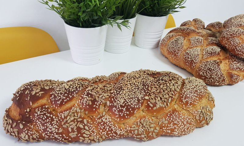 מתחילים להרגיש שבת עם חלות מעולות/ אסתי זנו